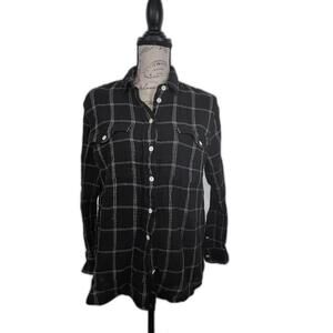 Madewell Lightspun black and white checkered button up shirt‎ Women's size S